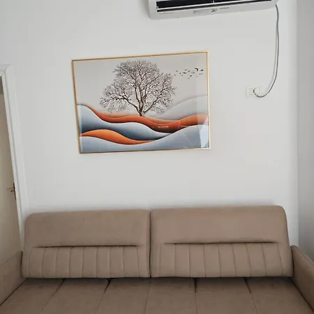Koloseu 1 * Durrës